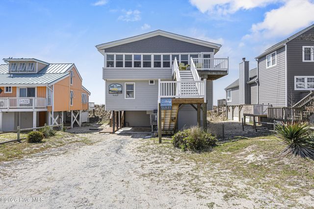 5127 W Beach Drive, Oak Island, NC 28465