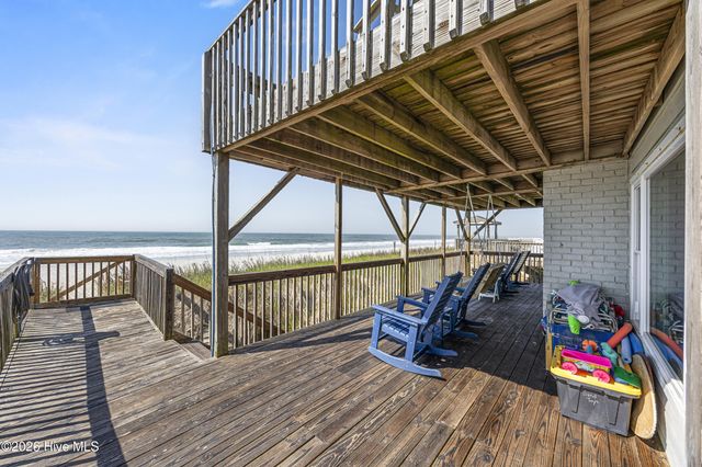 5127 W Beach Drive, Oak Island, NC 28465