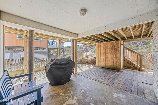 5127 W Beach Drive, Oak Island, NC 28465