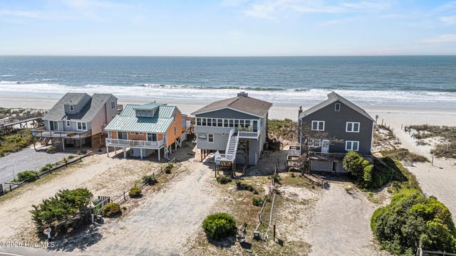 5127 W Beach Drive, Oak Island, NC 28465