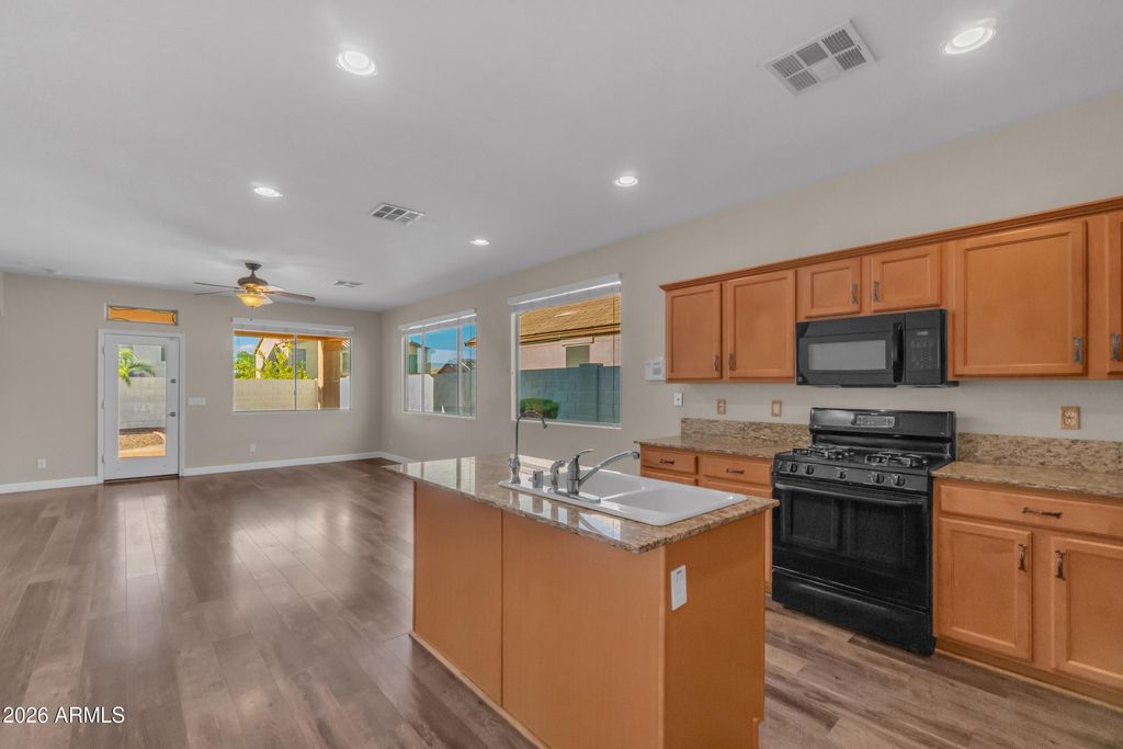 18420 W LA MIRADA Drive, Goodyear, AZ 85338 — photo 5
