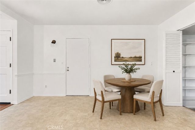 20264 Aetna Street, Woodland Hills, CA 91367
