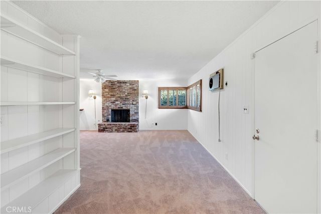 20264 Aetna Street, Woodland Hills, CA 91367
