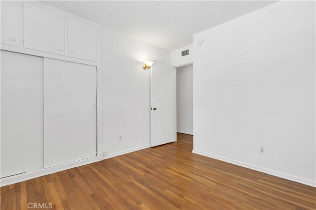 20264 Aetna Street, Woodland Hills, CA 91367