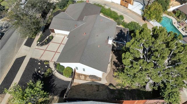 20264 Aetna Street, Woodland Hills, CA 91367