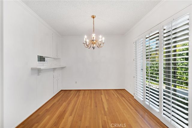 20264 Aetna Street, Woodland Hills, CA 91367