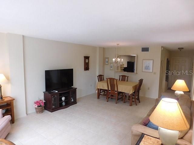 716 GRANADA AVENUE 302, Venice, FL 34285
