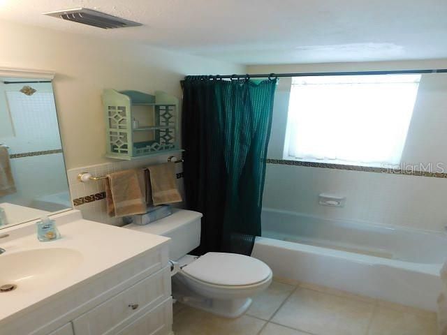 716 GRANADA AVENUE 302, Venice, FL 34285