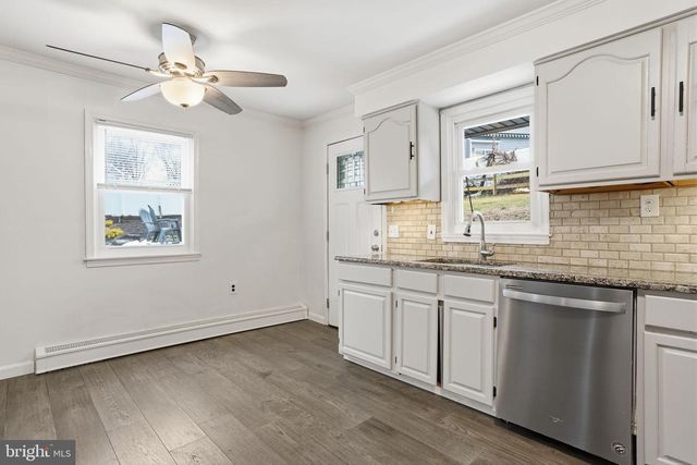 975 WOODVALE AVE, Langhorne, PA 19047