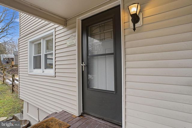 975 WOODVALE AVE, Langhorne, PA 19047