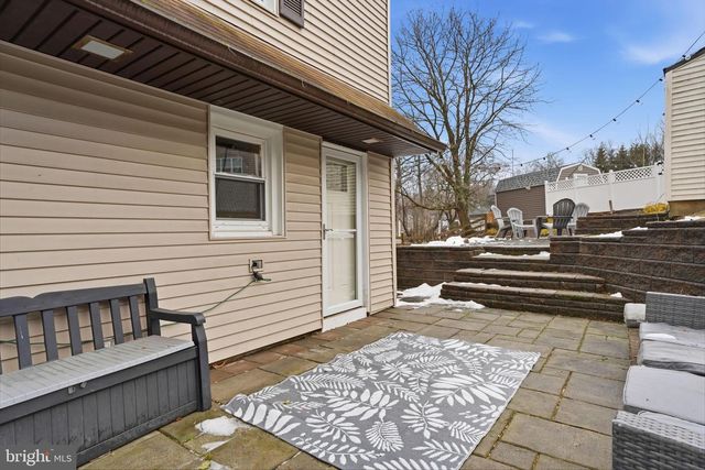 975 WOODVALE AVE, Langhorne, PA 19047