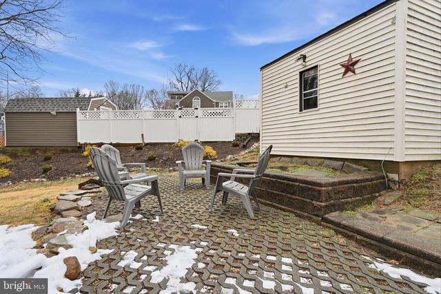 975 WOODVALE AVE, Langhorne, PA 19047