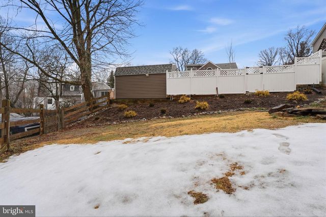 975 WOODVALE AVE, Langhorne, PA 19047