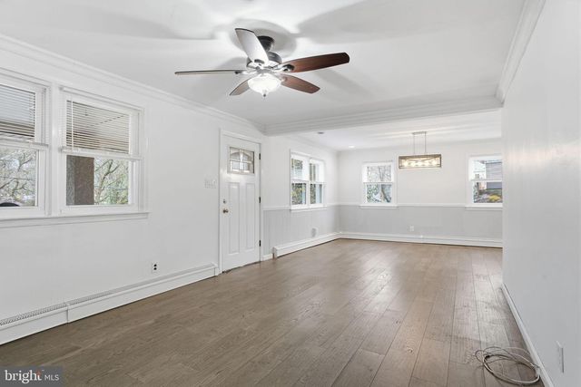 975 WOODVALE AVE, Langhorne, PA 19047