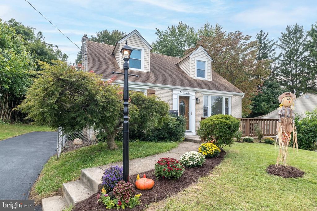 136 CLAREMONT RD, SPRINGFIELD, PA 19064 — photo 2