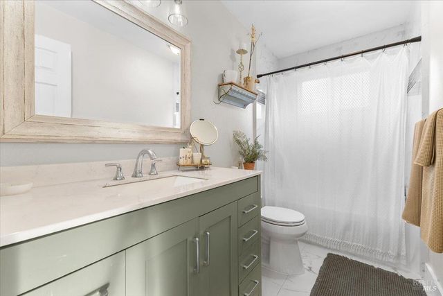 10465 Pelham Dr, Windsor, CA 95492