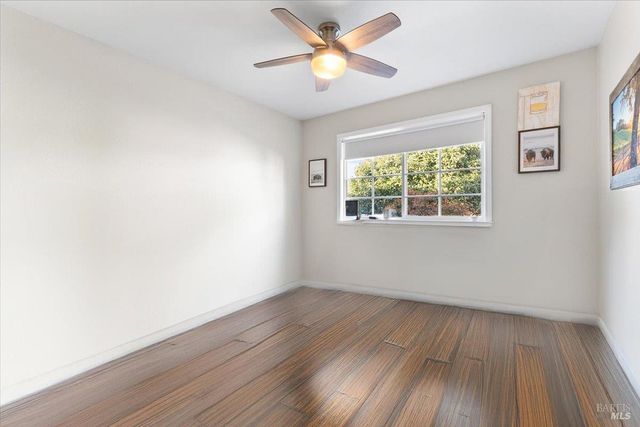 10465 Pelham Dr, Windsor, CA 95492