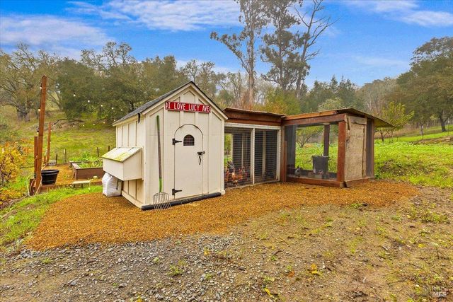 10465 Pelham Dr, Windsor, CA 95492