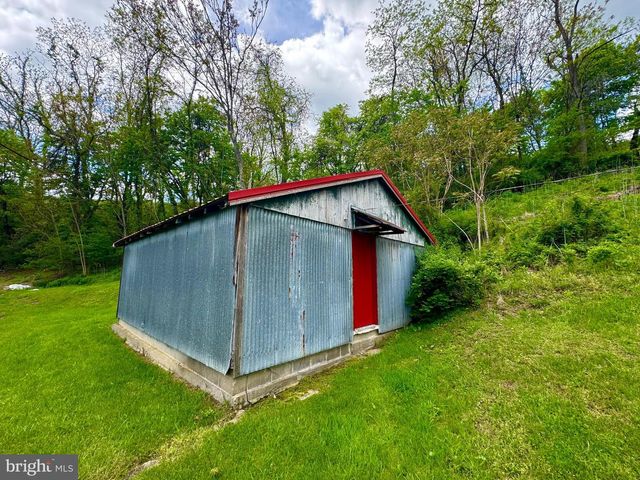 14451 PROCTOR CREEK RD, New Martinsville, WV 26155