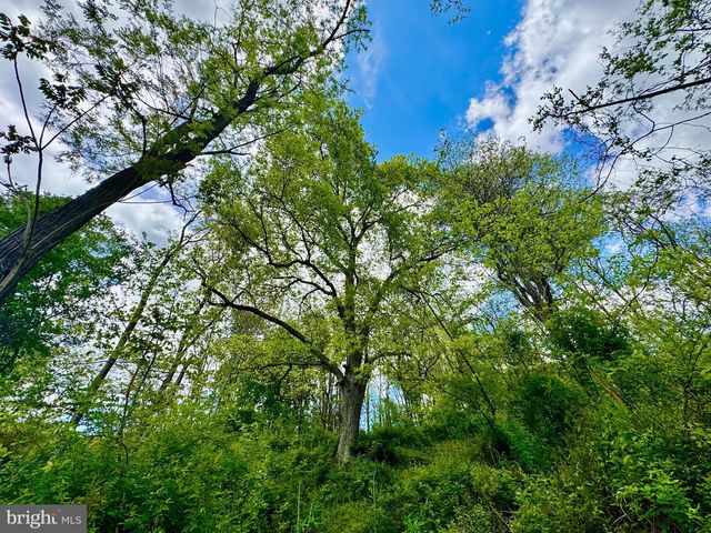 14451 PROCTOR CREEK RD, New Martinsville, WV 26155