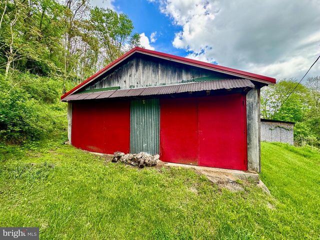 14451 PROCTOR CREEK RD, New Martinsville, WV 26155