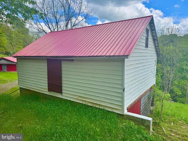 14451 PROCTOR CREEK RD, New Martinsville, WV 26155