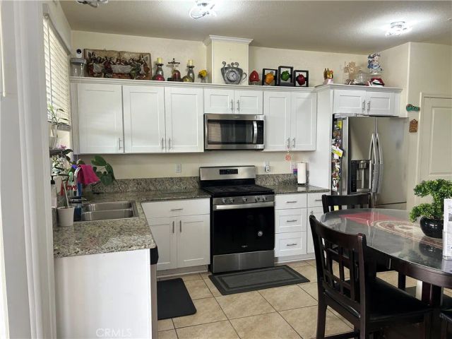 172 Korbel Avenue, Merced, CA 95348
