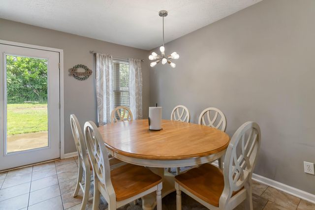 111 Baybrook Circle, Nicholasville, KY 40356