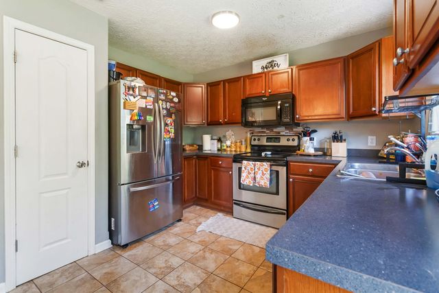 111 Baybrook Circle, Nicholasville, KY 40356