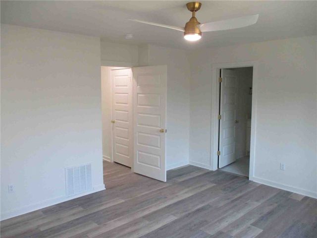 8 Yarrow Lane, Bella Vista, AR 72715