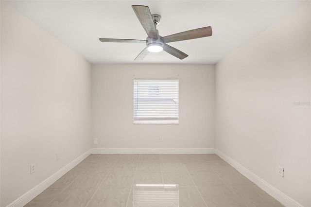 948 OCALA WOODS LANE, Orlando, FL 32824