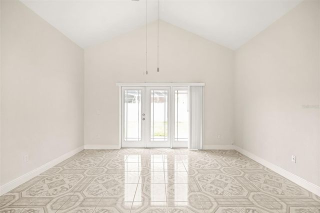 948 OCALA WOODS LANE, Orlando, FL 32824