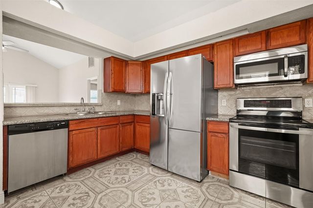 948 OCALA WOODS LANE, Orlando, FL 32824