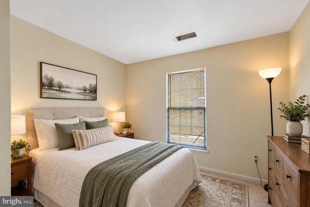 7305 ROTUNDA CT, Clinton, MD 20735
