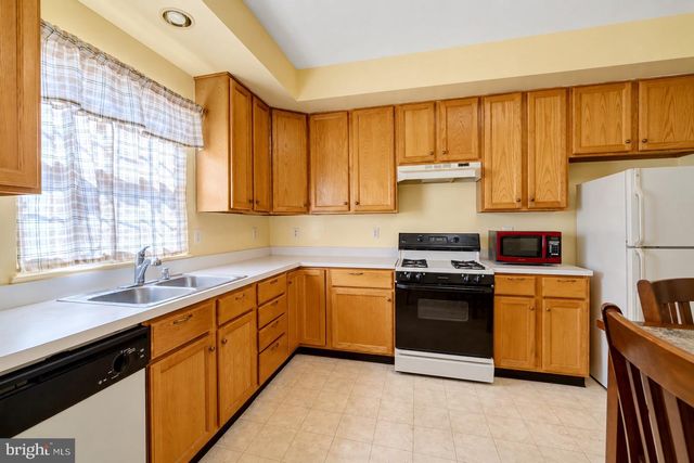 7305 ROTUNDA CT, Clinton, MD 20735