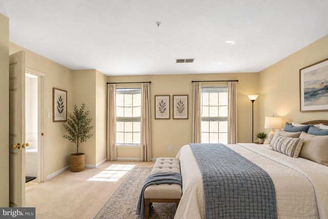 7305 ROTUNDA CT, Clinton, MD 20735