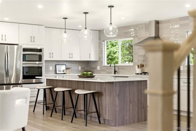 8520 W Virginia Avenue, Lakewood, CO 80226