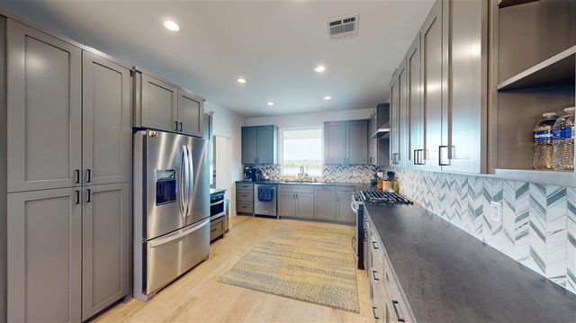 637 River Road, Lake Charles, LA 70601