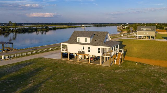 637 River Road, Lake Charles, LA 70601