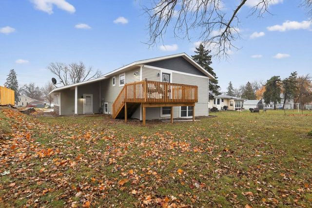 205 Ann Street, Fox Lake, WI 53933