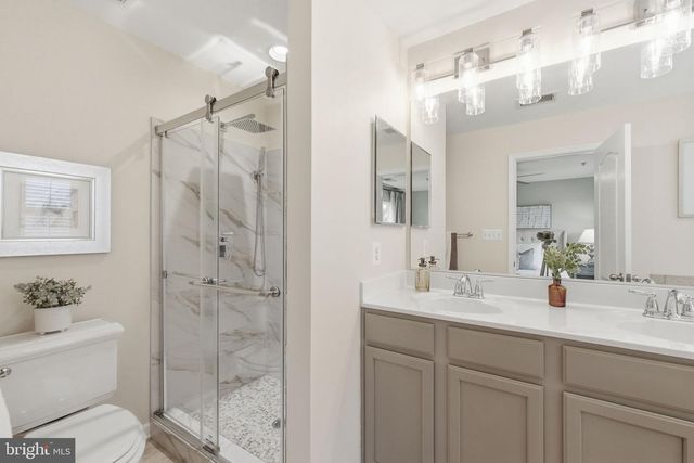 627 AVA CIR NE, Washington, DC 20017
