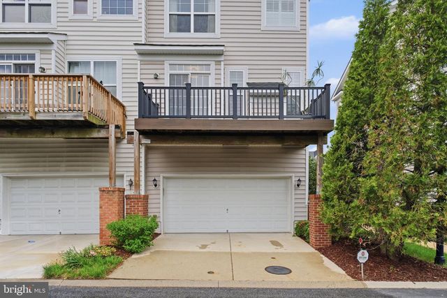 627 AVA CIR NE, Washington, DC 20017