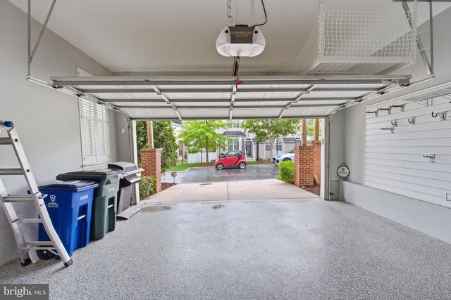 627 AVA CIR NE, Washington, DC 20017