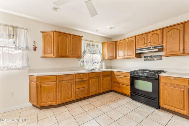 44 Garfield Place, Sayreville, NJ 08859