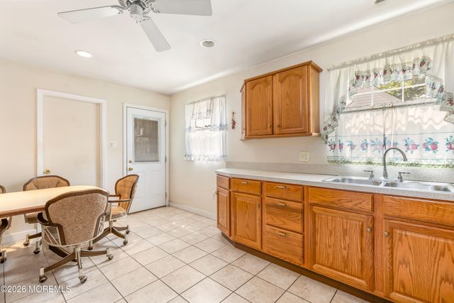 44 Garfield Place, Sayreville, NJ 08859