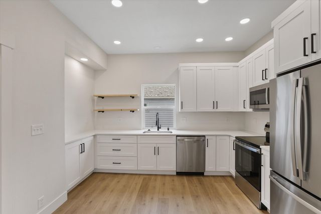 2801 E Diamond Ave, Spokane, WA 99217