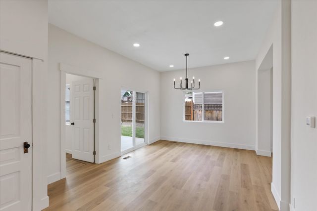 2801 E Diamond Ave, Spokane, WA 99217