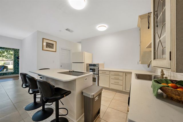 629 El Paso, Bullard, TX 75757