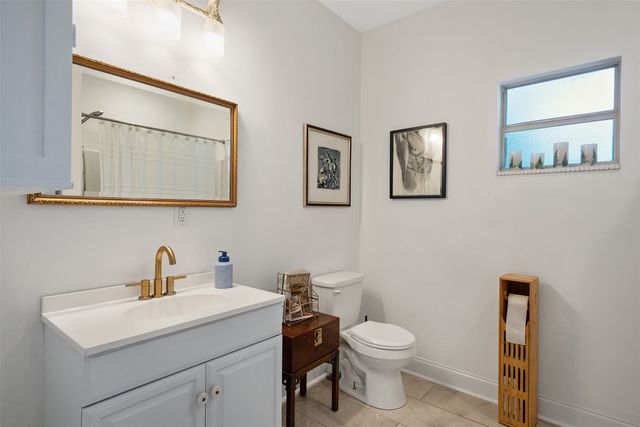 629 El Paso, Bullard, TX 75757