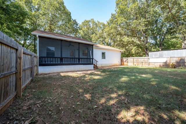 629 El Paso, Bullard, TX 75757